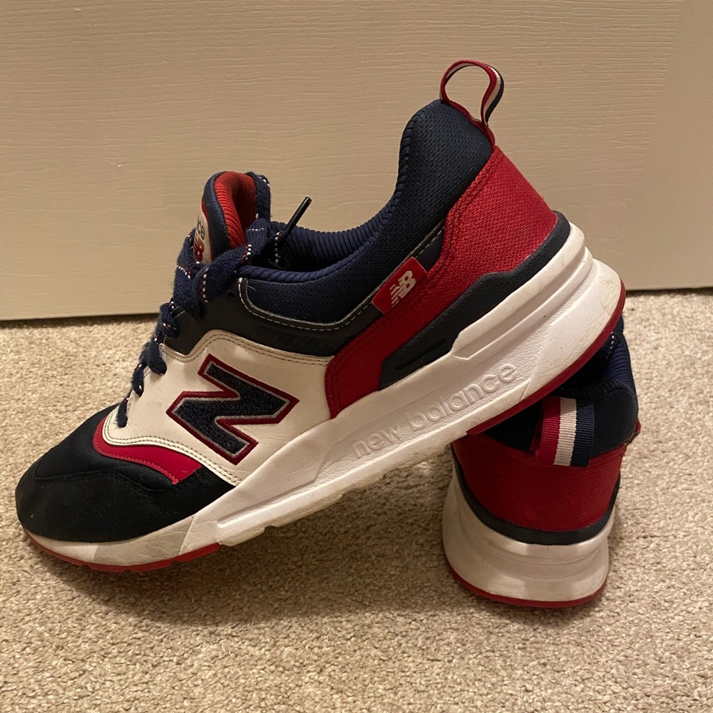 new balance 997H sneakers. Size 13.